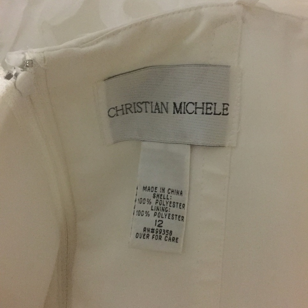 Ruffled Flower Wedding Gown - image 7